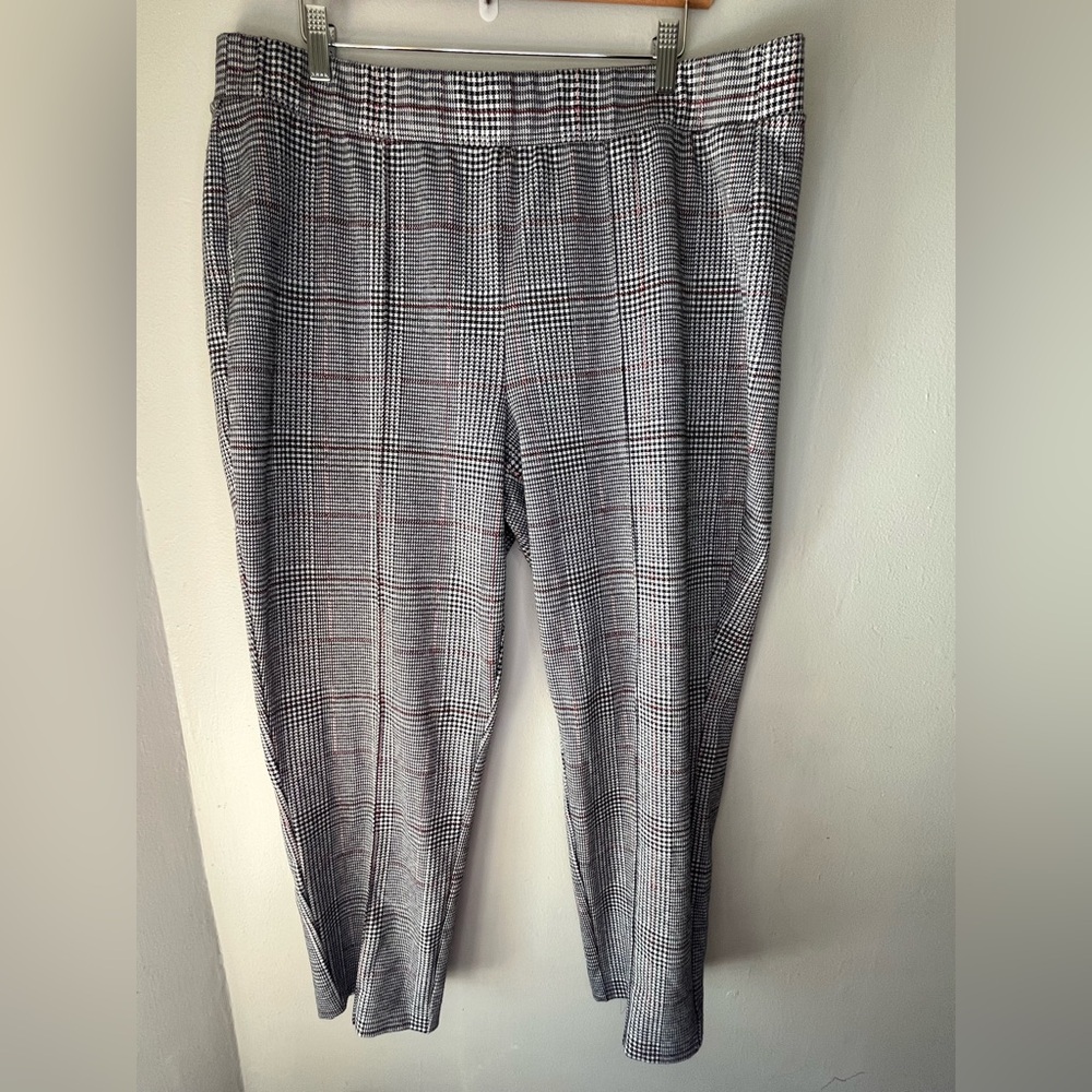 Croft & Barrow Black White Red Plaid Straight Leg Pull On Women’s Pants Size XXL